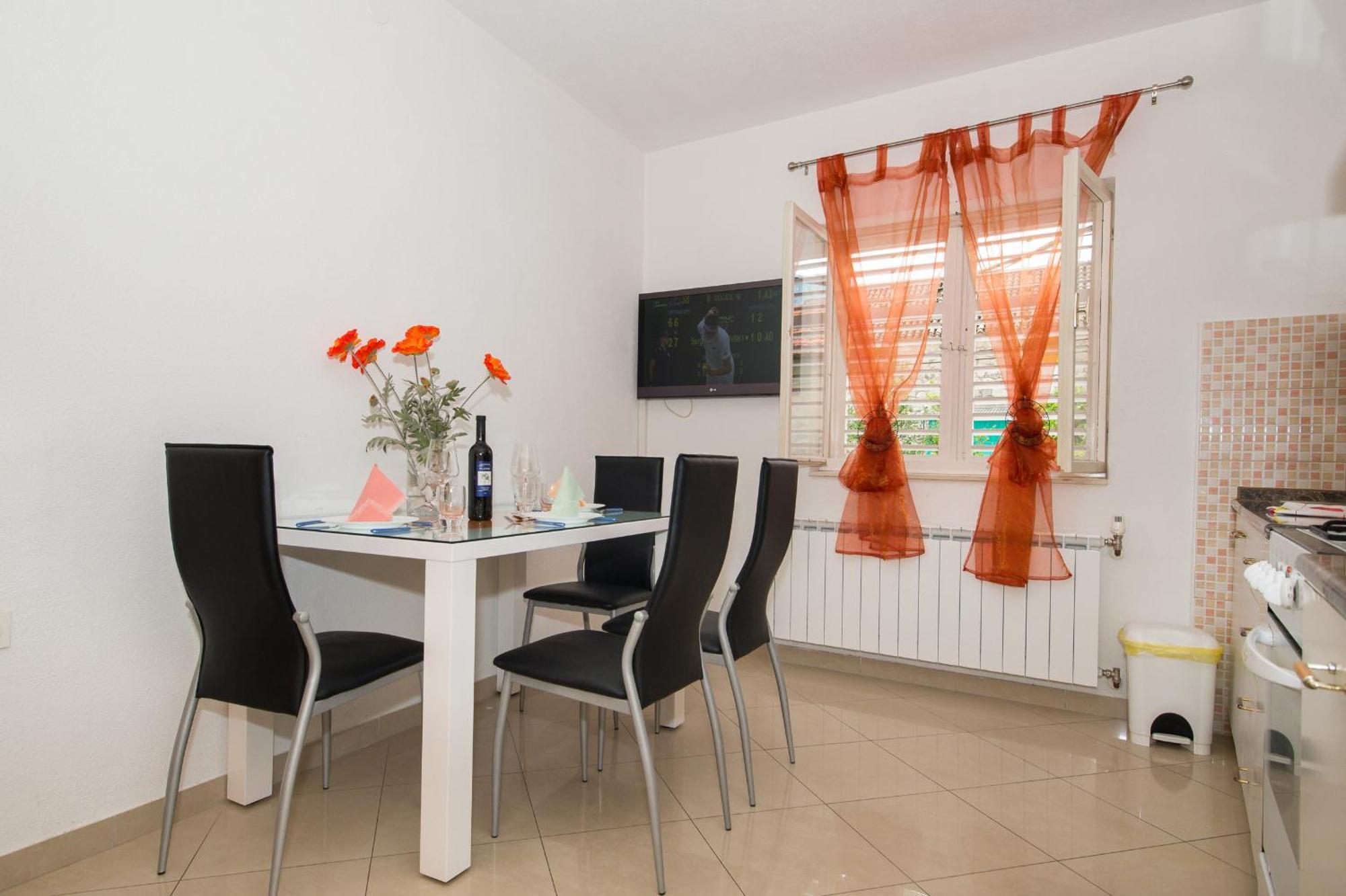Apartments Marieta Makarska Habitación foto